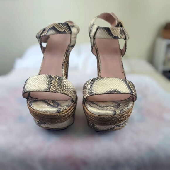 Embossed Snakeskin Slingback Sandals - 9M - Picture 1 of 4
